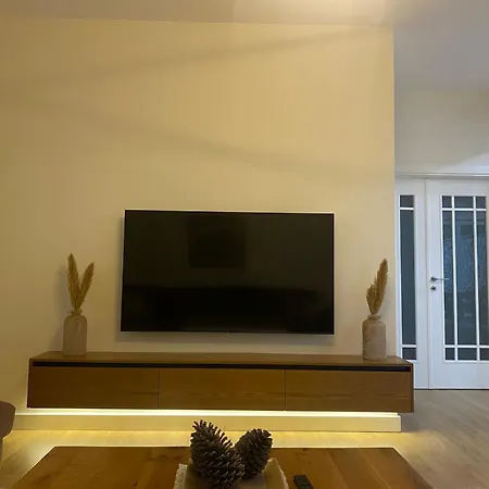 35 Apartmán Tirana