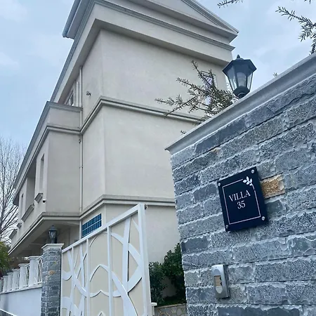 Апартаменты 35 Тирана